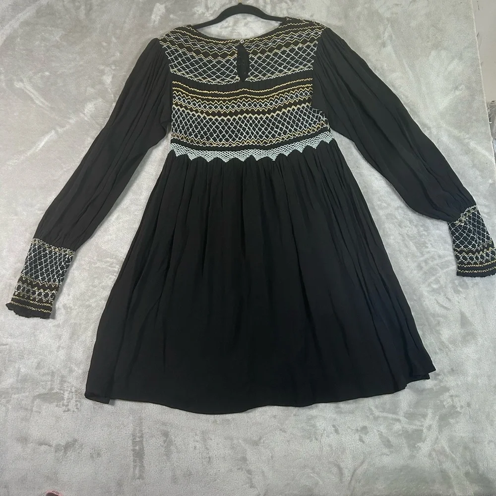 Free people late night picnic smocked long sleeve embroidered dress - Picture 6 of 13